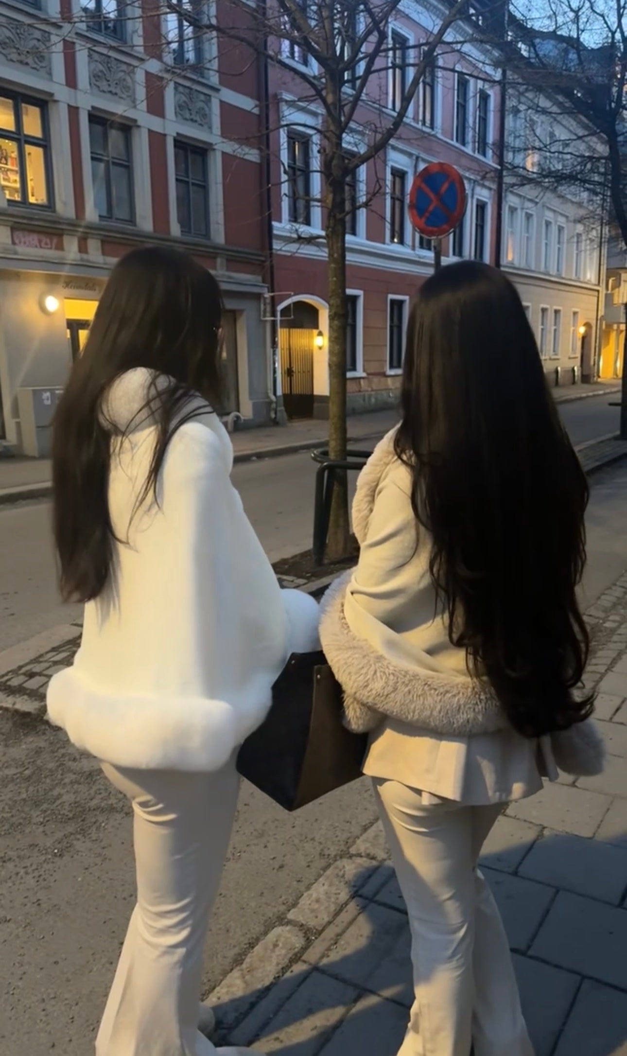 Short elegant coat